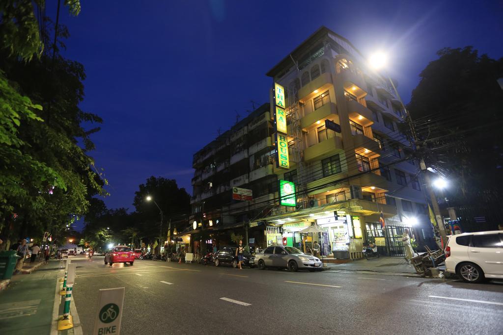 Thara House Otel Bangkok Dış mekan fotoğraf